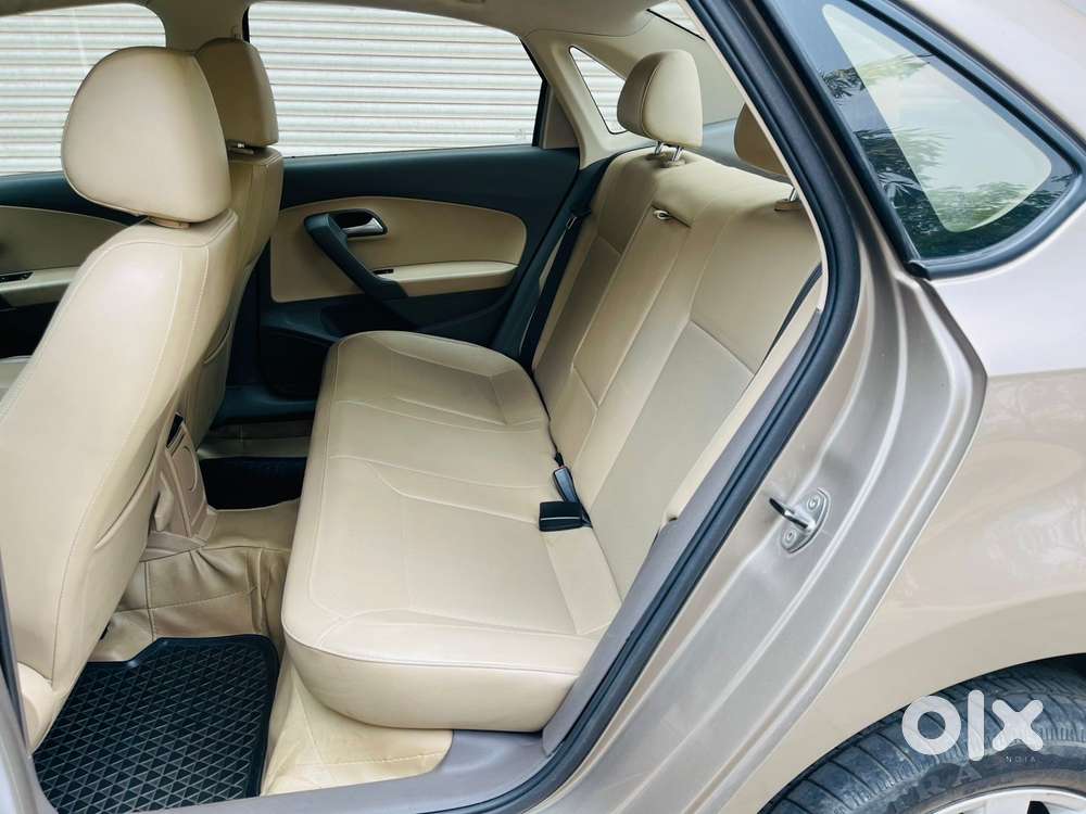 Volkswagen Vento 1.2 Tsi Highline Plus At, 2017, Petrol