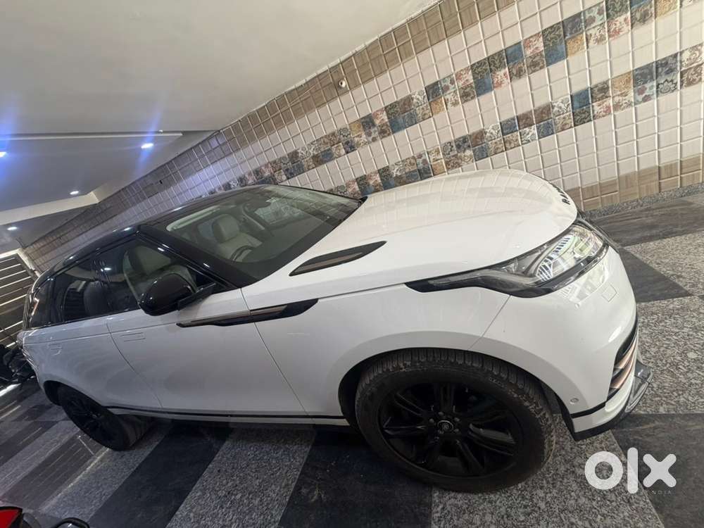 Land Rover Range Rover Velar 2020/2022 Petrol 50000 Km Driven