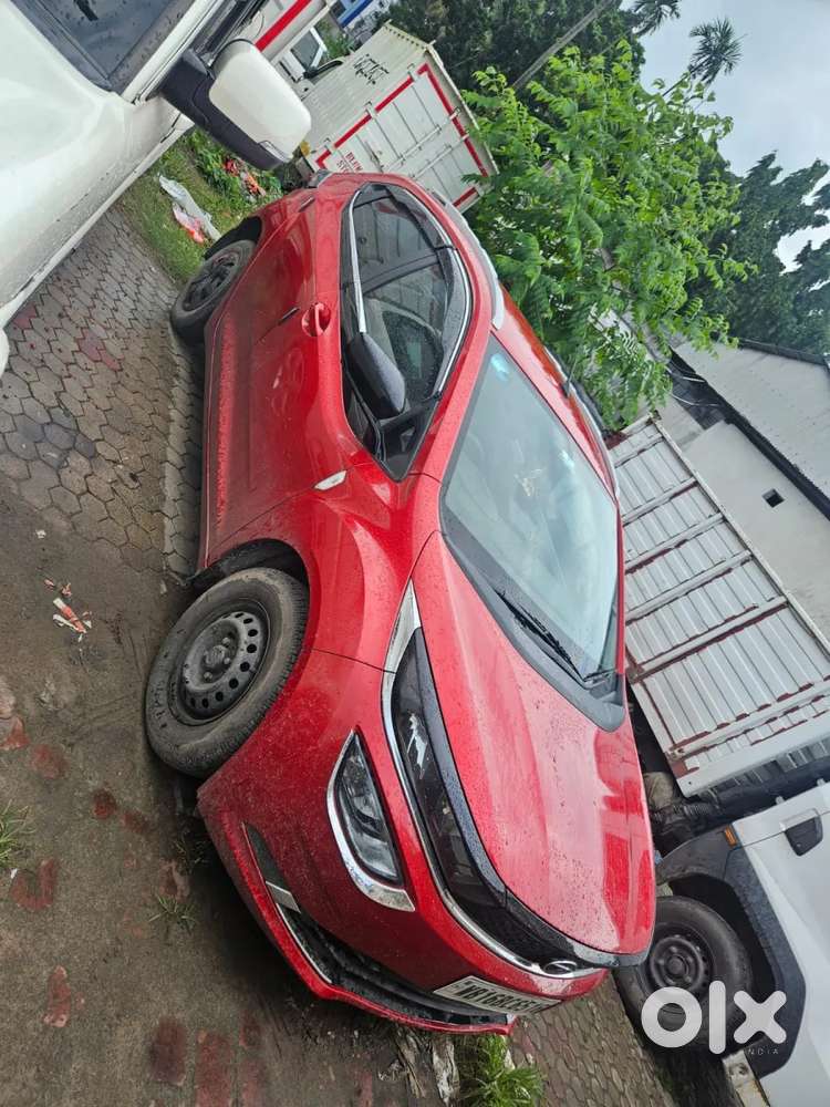 Tata Altroz 1.2 Xe Rhytm Petrol, 2020, Petrol