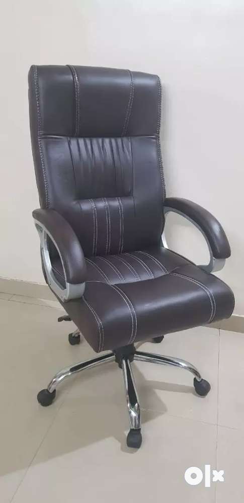 Brand New Boss Chair Or Revolving Chair Or Office Chair High