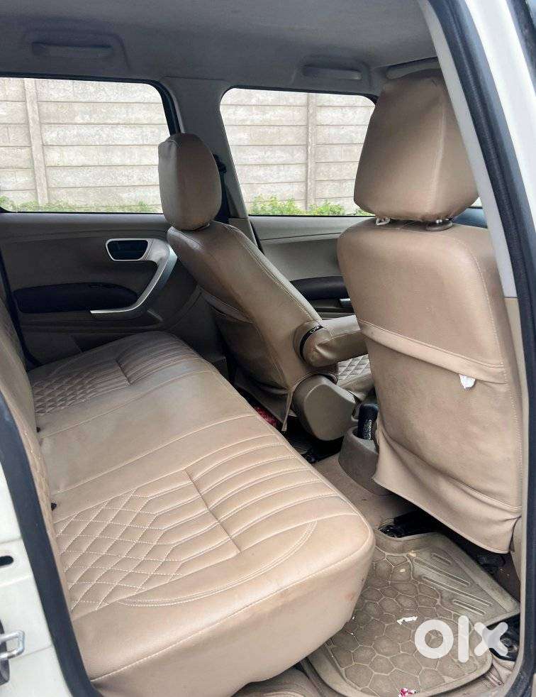 Mahindra Tuv 300 T8, 2017, Diesel