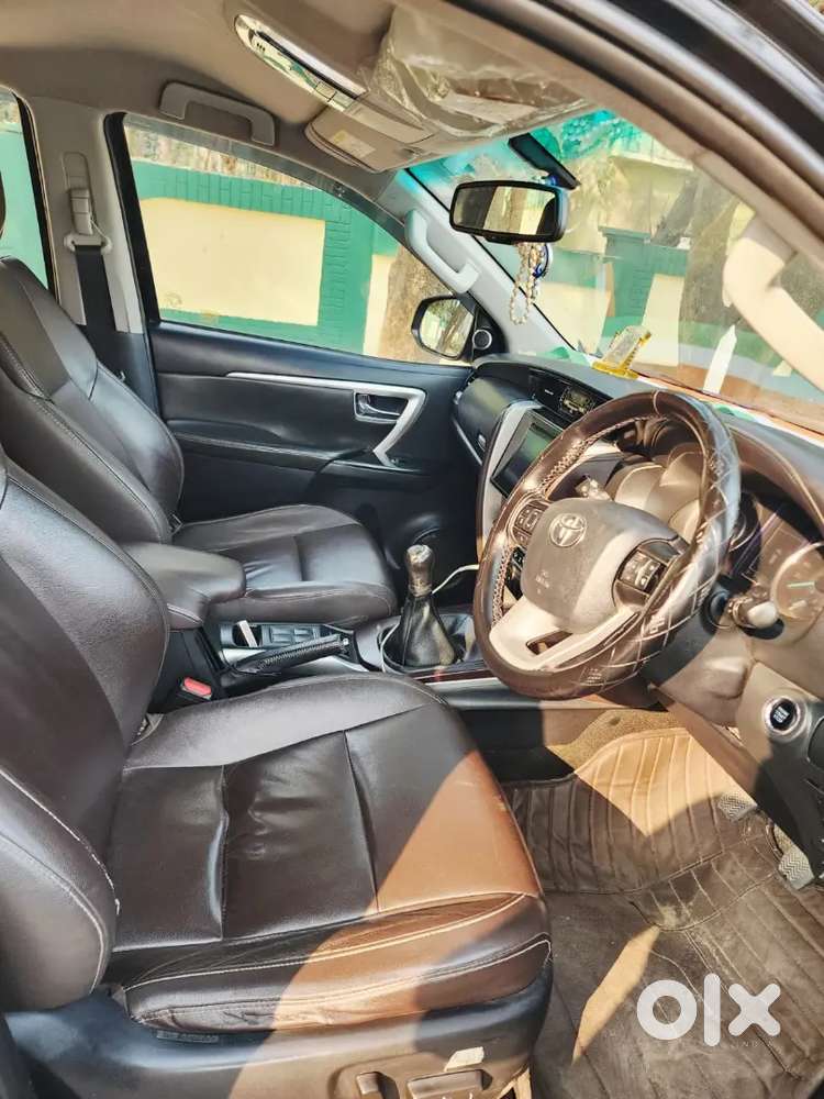 Toyota Fortuner 2020 Diesel 270000 Km Driven