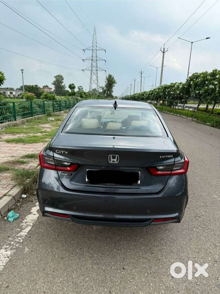 Honda City 2024 Petrol Well Maintained Showroom Condition