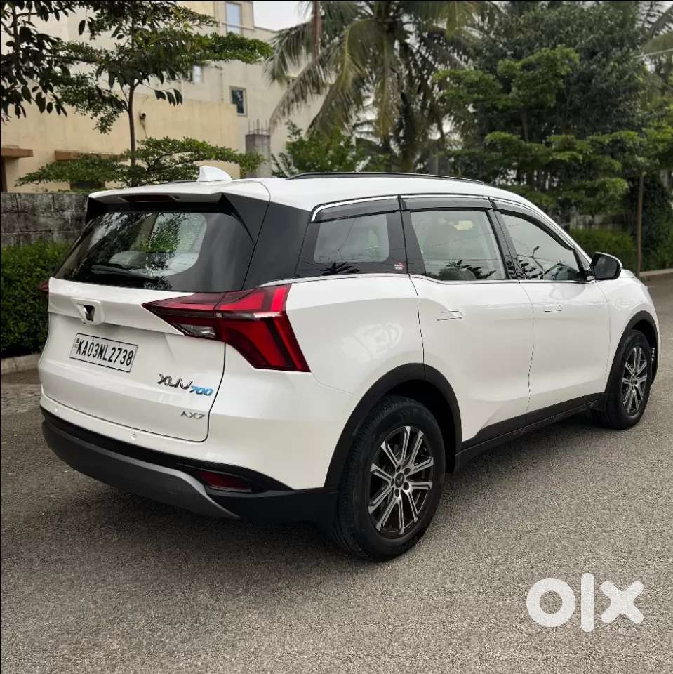Mahindra Xuv700 2.2 Ax 7 Diesel At Str, 2022, Diesel
