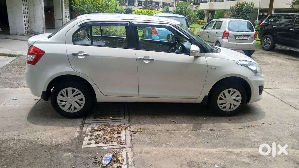 Maruti Suzuki Swift Dzire Vxi Optional, 2014, Petrol