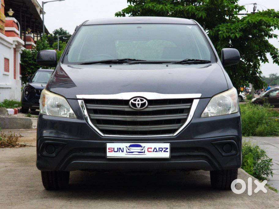 Toyota Innova 2.5 G (diesel) 8 Seater, 2015, Diesel