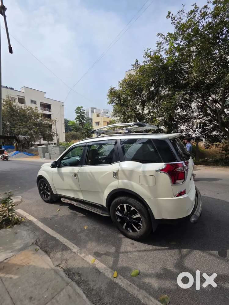Mahindra Xuv500 W11 Optional Fully Top End Car 2nd Owner