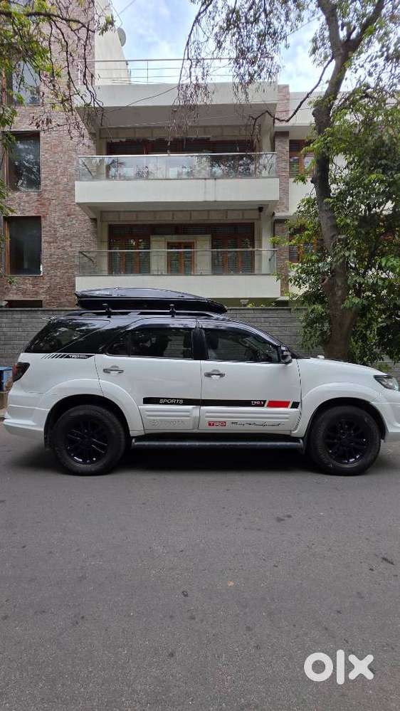Toyota Fortuner 3.0 4x2 Automatic, 2012, Diesel