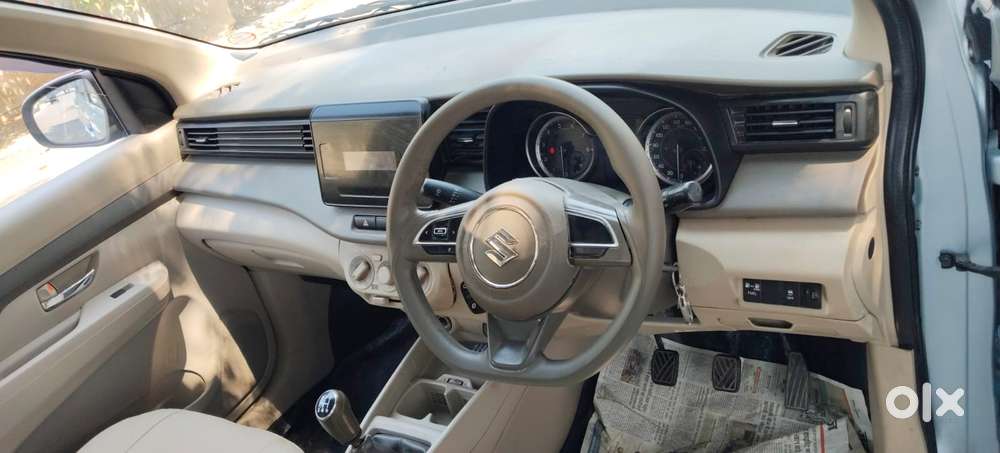 Maruti Suzuki Ertiga 1.5 Vxi, 2023, Petrol