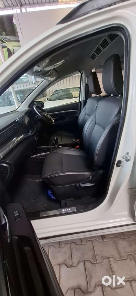 Maruti Suzuki Xl6 1.5 Alpha Mt, 2022, Petrol