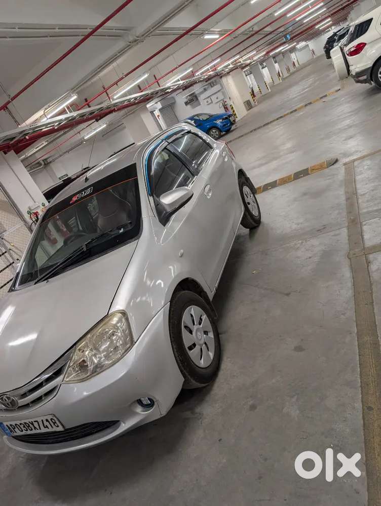 Toyota Etios Liva 2011