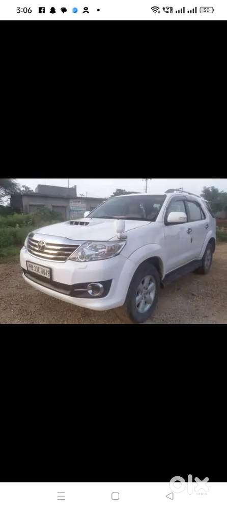 Toyota Fortuner Legender 2010 Diesel 120000 Km Driven