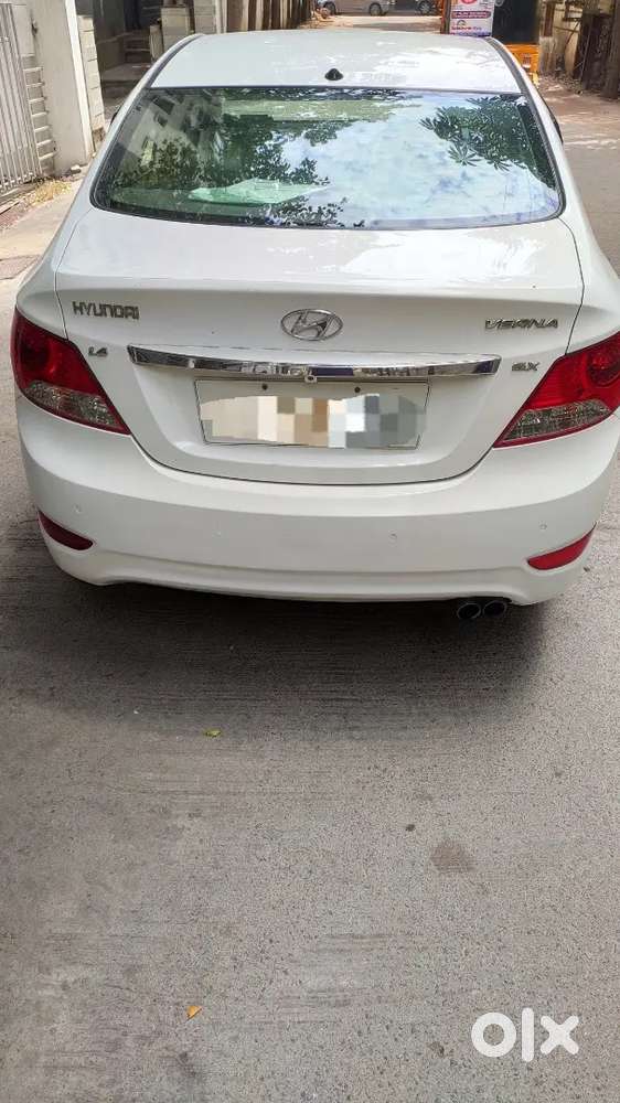Hyundai Verna Fluidic 1.6crdi Sx Automatic