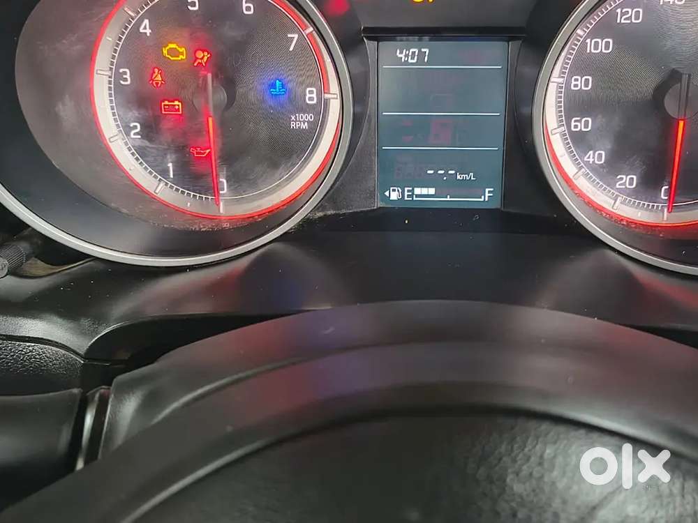 Maruti Suzuki Swift Vxi 2021