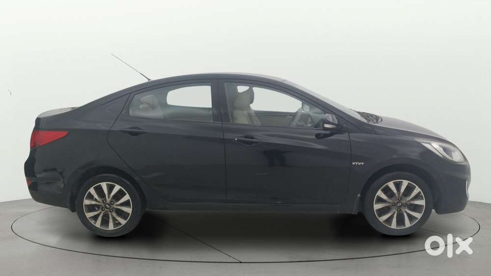 Hyundai Verna Fluidic 1.6 Vtvt Sx, 2014, Petrol