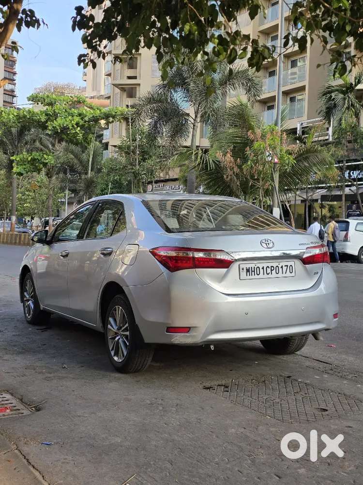 Toyota Corolla Altis 2016