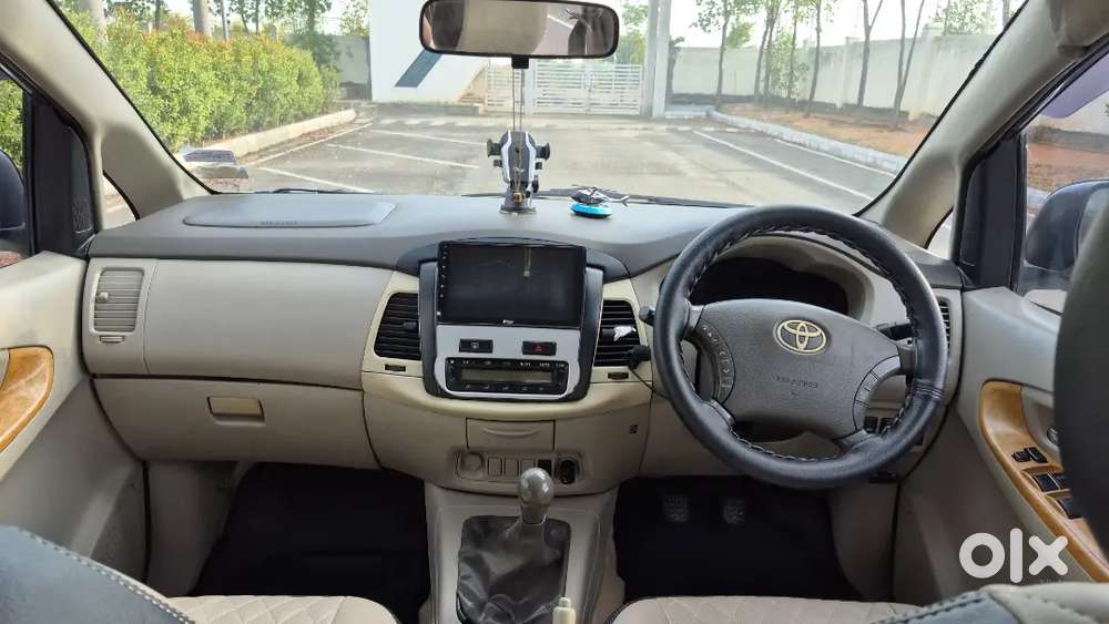 Innova 2009 V Version