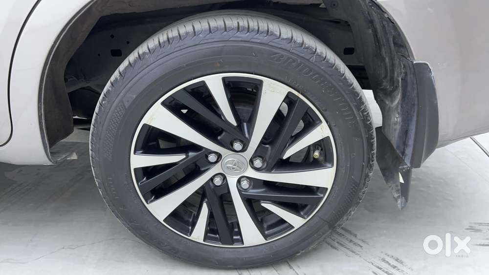Toyota Innova Crysta [2020-ongoing] 2.7 Zx At 7 Str, 2022, Petrol