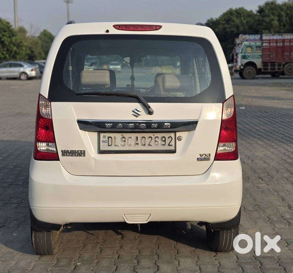 Maruti Suzuki Wagon R Vxi Amt1.2, 2018, Petrol