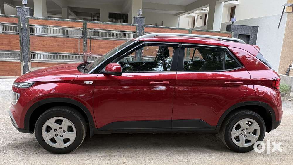 Hyundai Venue S, 2021, Petrol