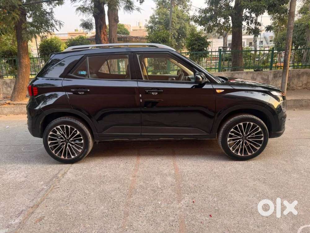 Hyundai Venue S 1.2 Petrol, 2024, Petrol