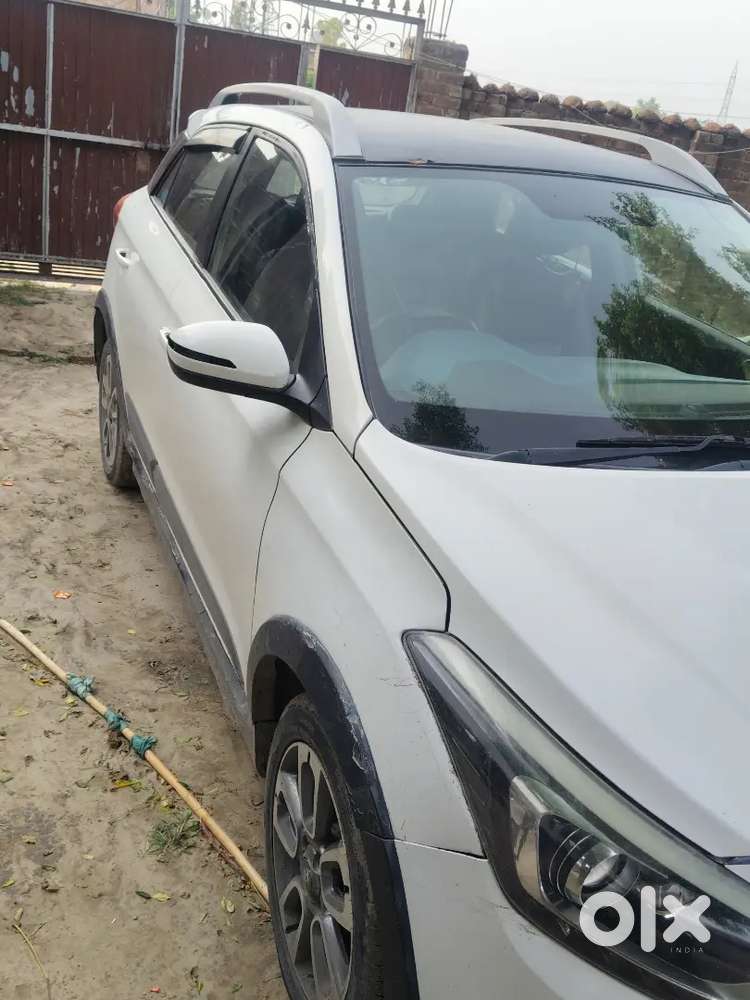 Hyundai I20 Active 2015 Diesel 110000 Km Driven