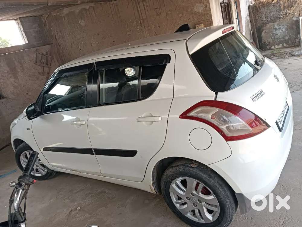 Maruti Suzuki Swift 1213