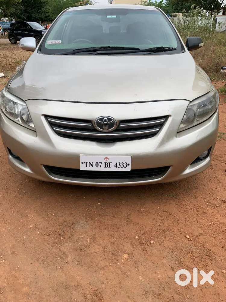 Toyota Corolla Altis 2010
