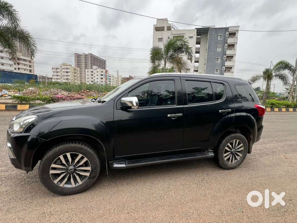 Isuzu Mu-x Diesel 4x4 Automatic, 2019 Model, 2020 Registered.