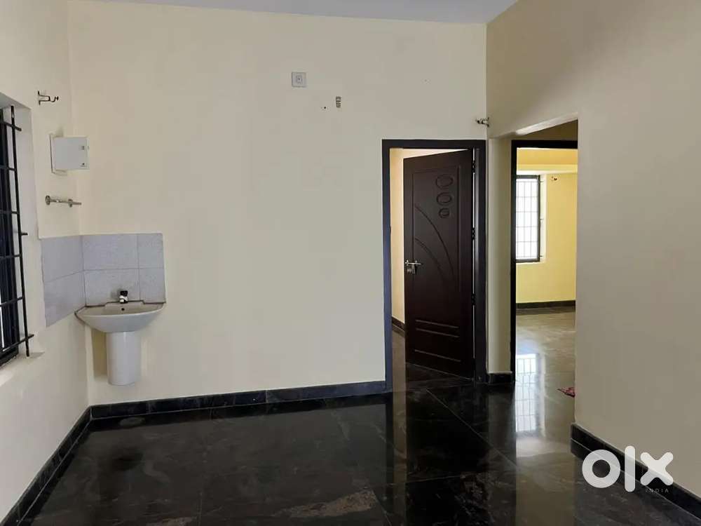 Apartment for rent in manichira sulthan bathery