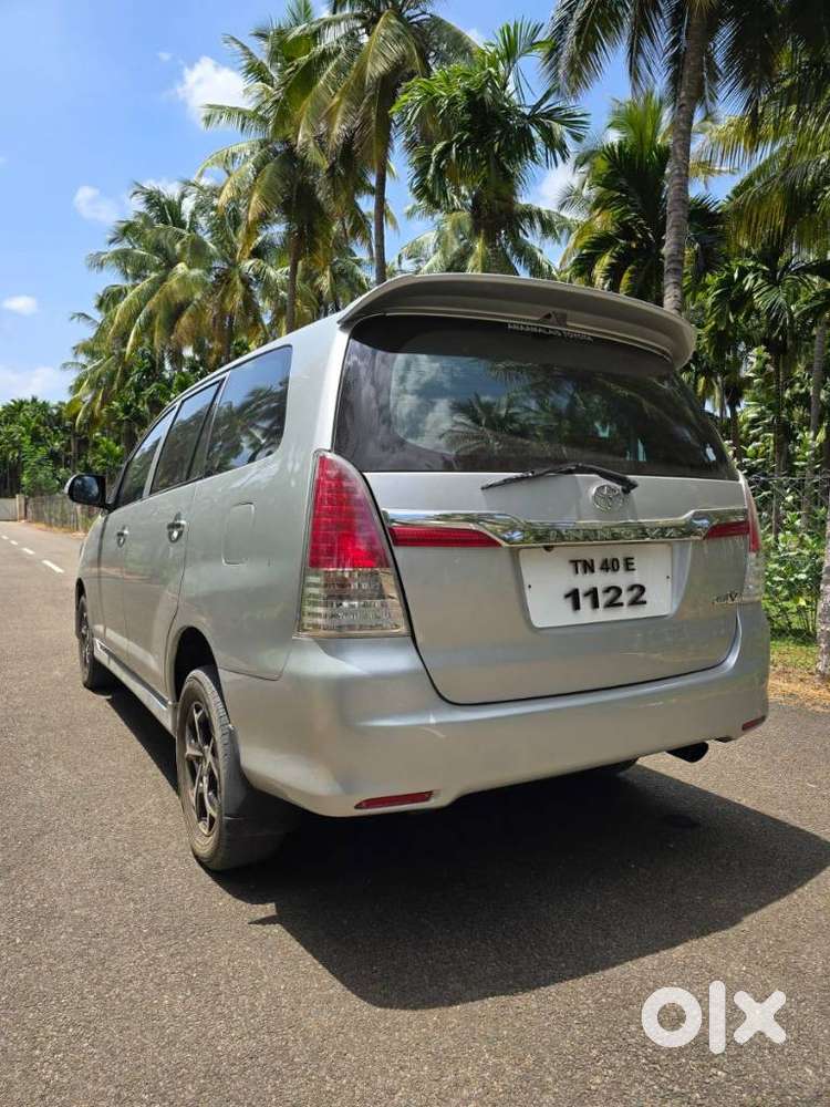 Toyota Innova 2.5 Gx 8 Str, 2011, Diesel