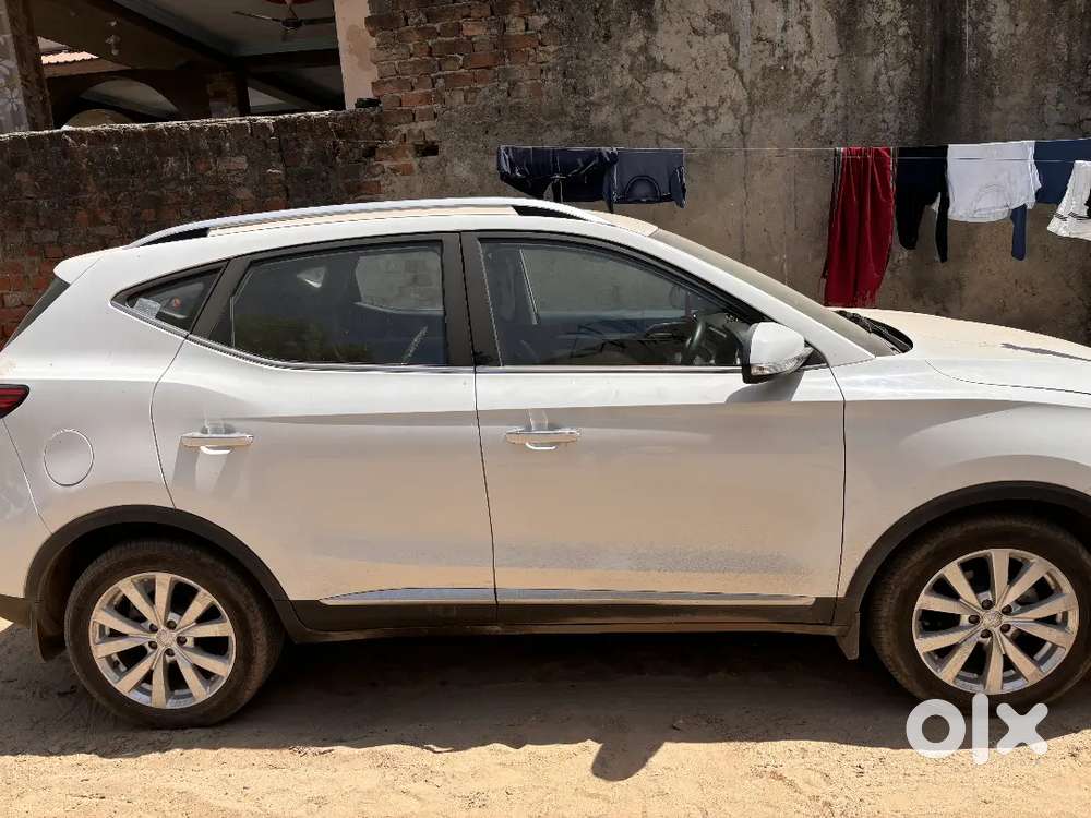 Mg Astor 2023 Petrol Well Maintained