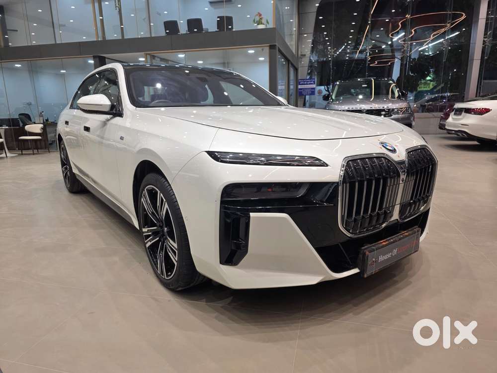 Bmw I7 Xdrive60, 2023, Electric