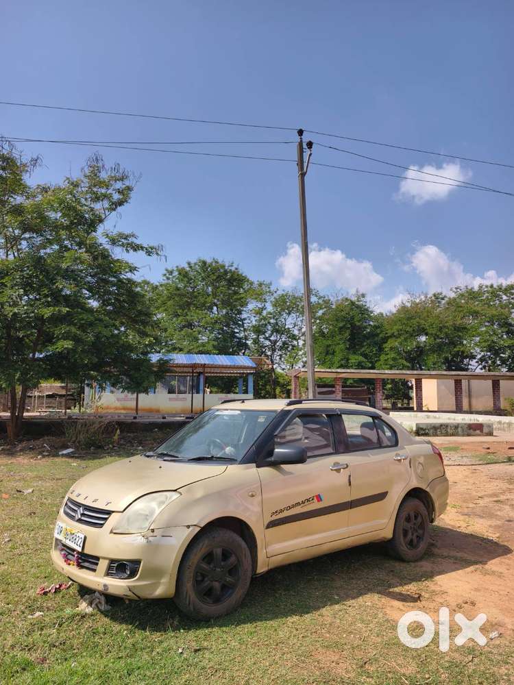 Maruti Suzuki Swift Dzire 2011 Petrol Well Maintained