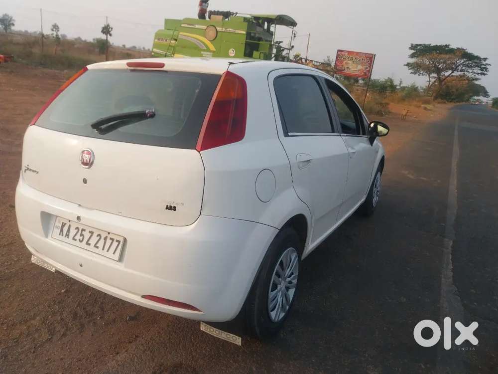 Fiat Grande Punto 2011 Diesel 110000 Km Driven