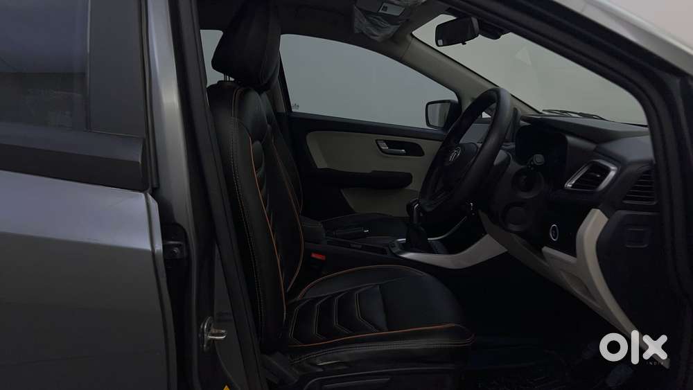 Tata Altroz Xz, 2022, Petrol