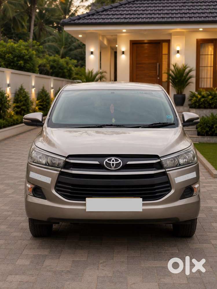 Toyota Innova Crysta 2.7 Gx Mt 8s, 2017, Diesel