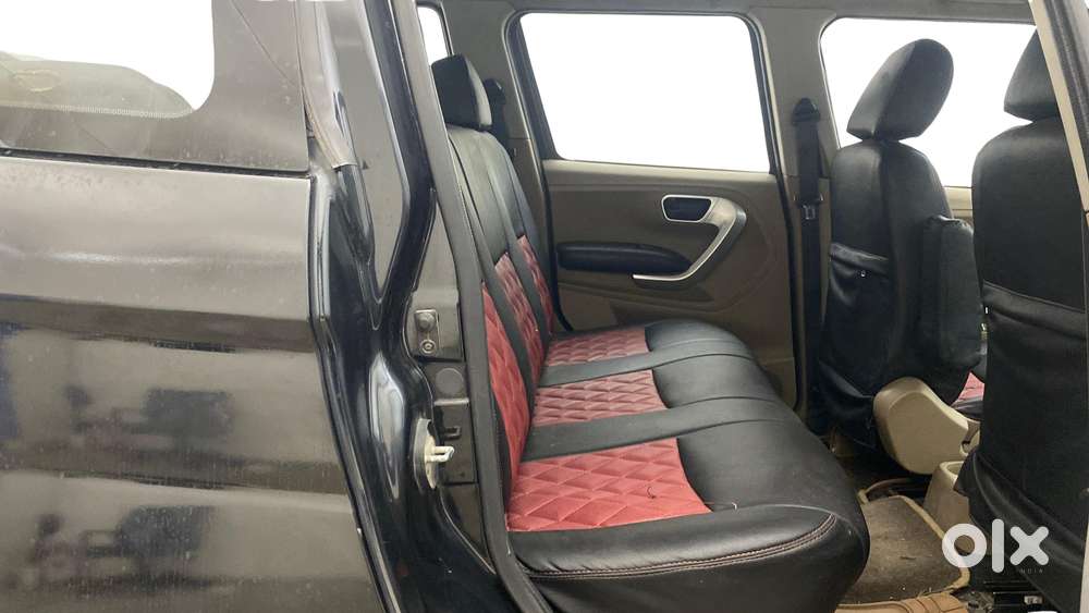 Mahindra Tuv 300 Mhawk100 T8, 2017, Diesel