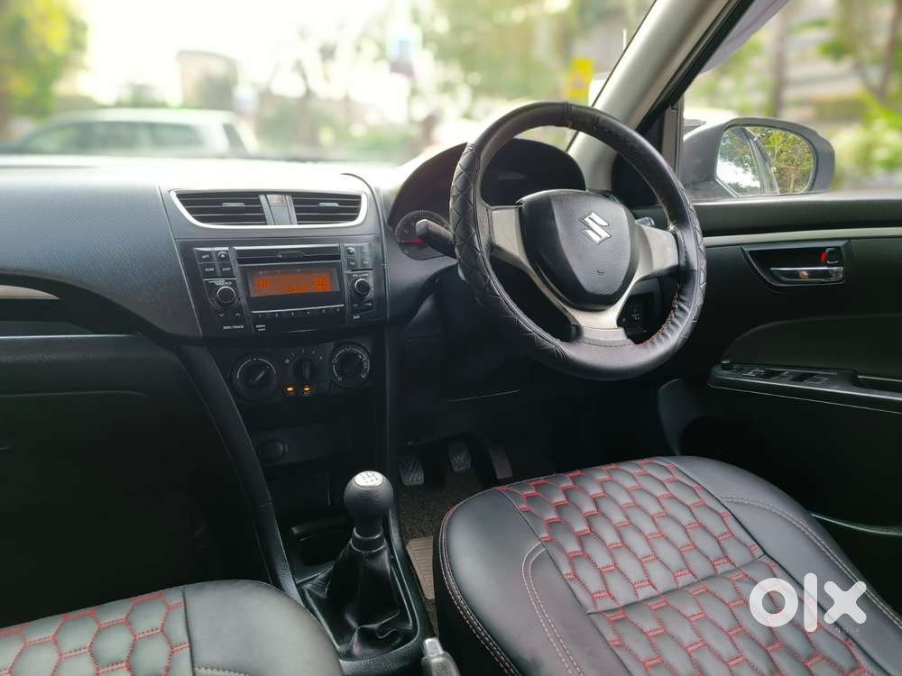 Maruti Suzuki Swift Vxi + Manual, 2015, Petrol