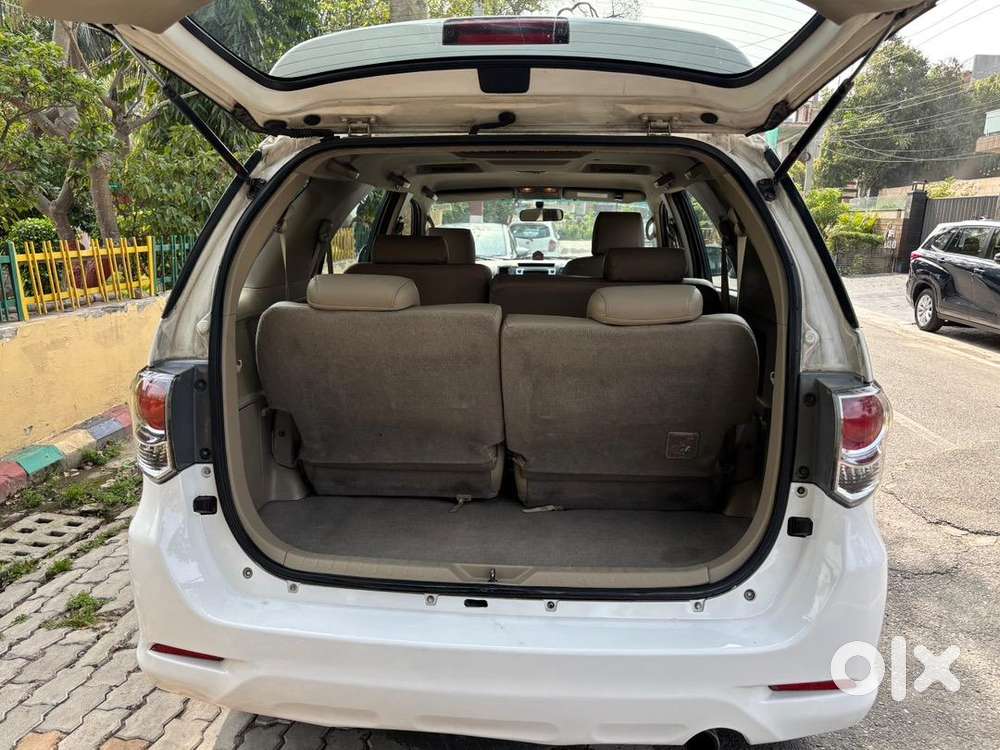 Toyota Fortuner 2013