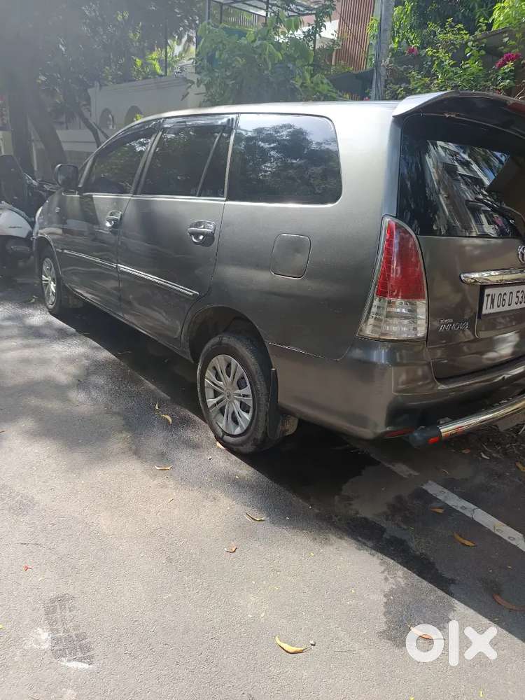 Toyota Innova 2.5 Gx 2011