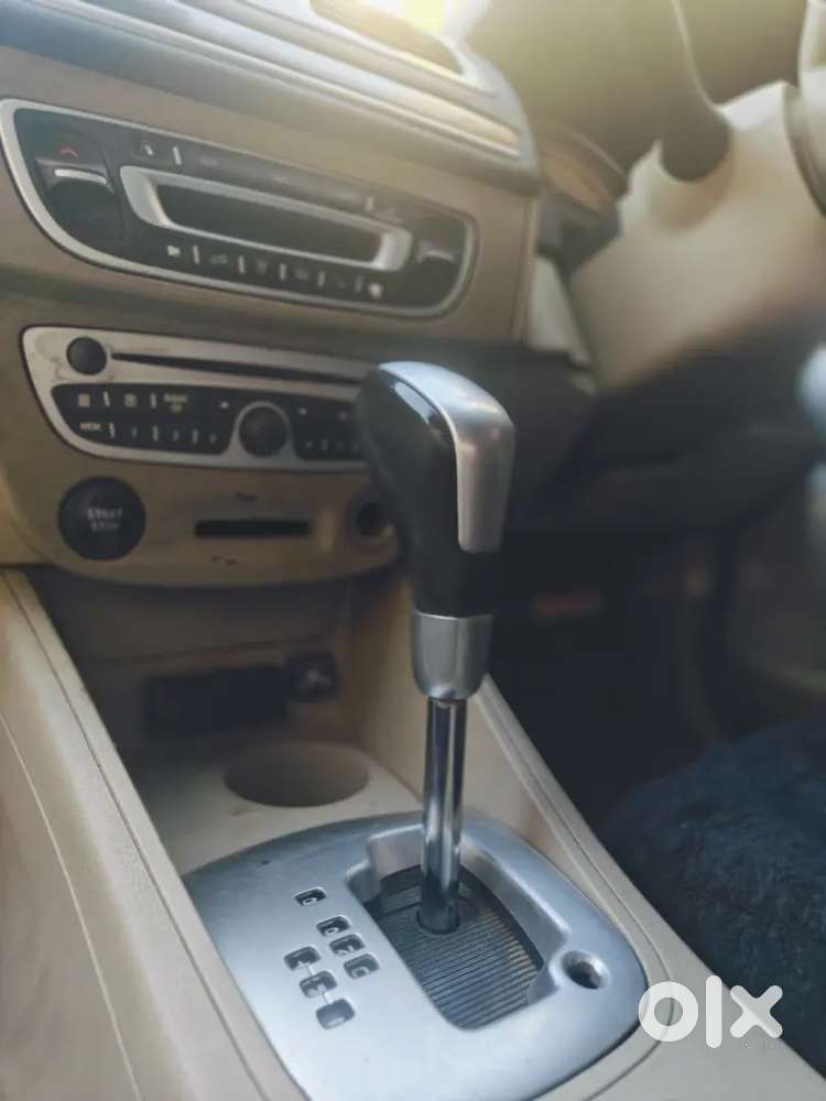 Renault Fluence 2012 Petrol Plus Cng  33500 Km Driven 2nd Owner