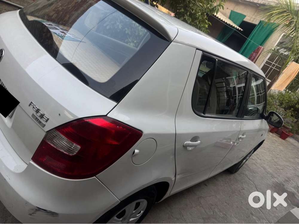 Skoda Fabia 1.2 Crdi Ambition Plus | 2nd Owner | Diesel | ₹1.55 Lakh