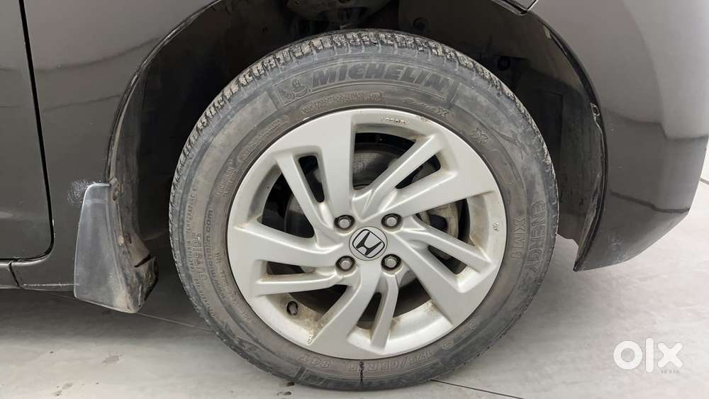 Honda Jazz [2020-2023] 1.2 V I-vtec Mt, 2015, Petrol