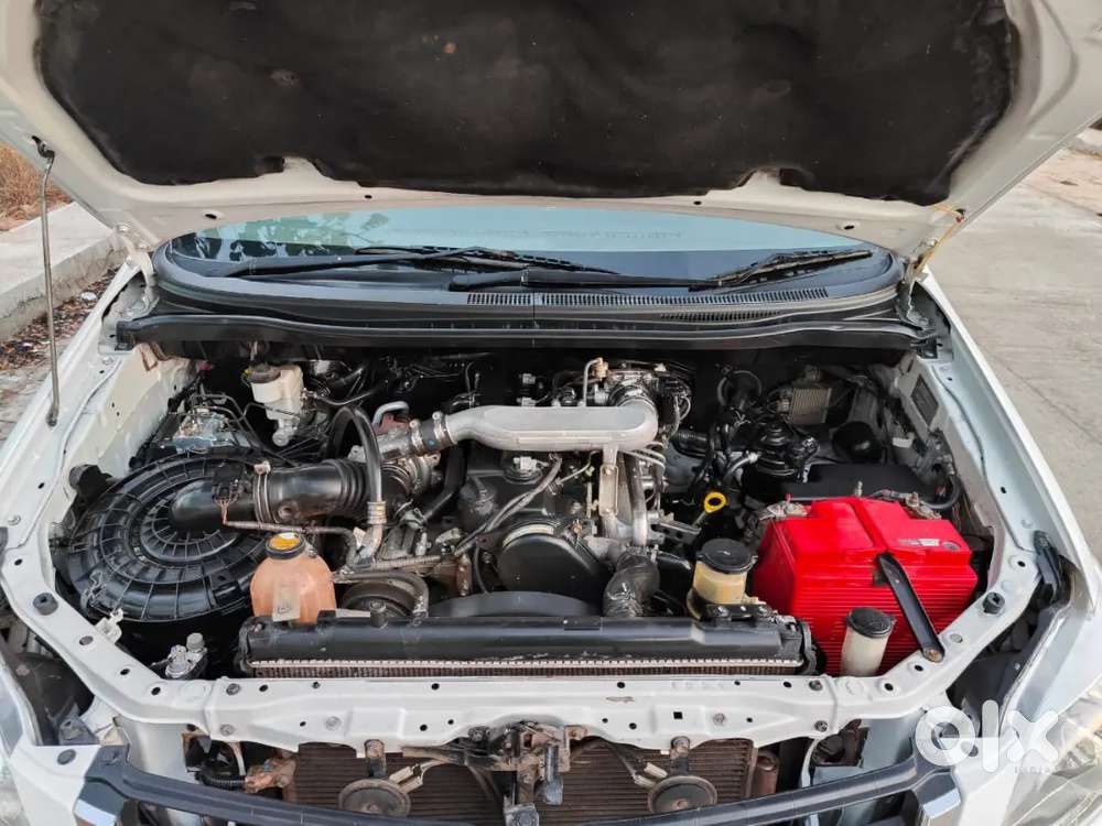 Toyota Innova 2.5 G 2012