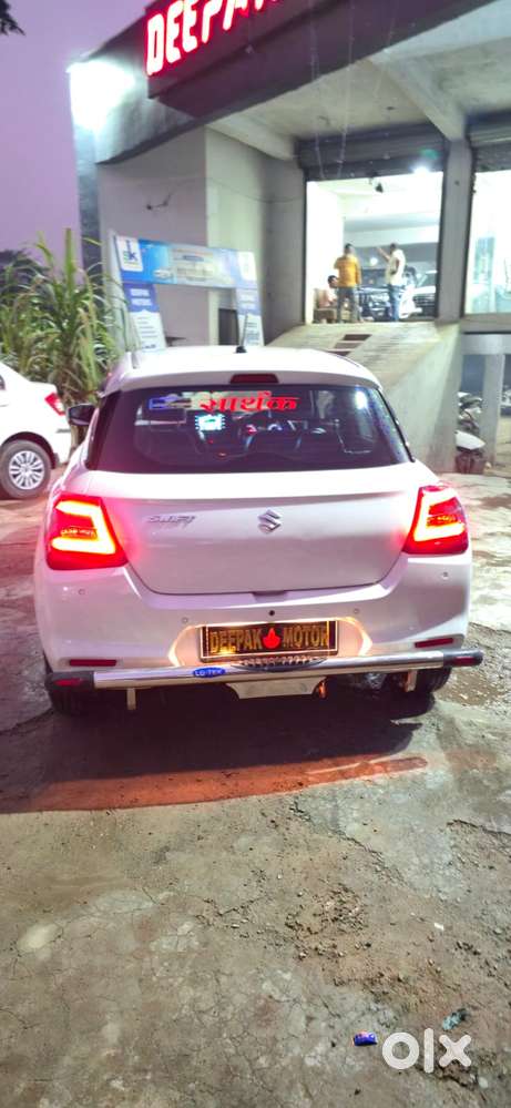 Maruti Suzuki Swift Vxi Optional, 2025, Petrol