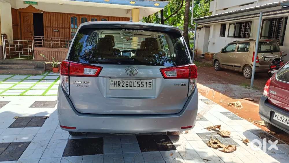 Toyota Innova Crysta 2018