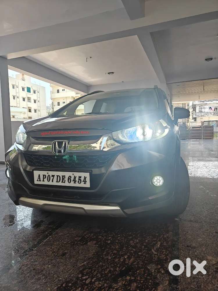 Honda Wr-v 2017 Petrol Good Condition. Contact Me In Olx Chat .