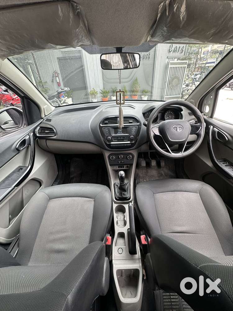 Tata Tiago 1.2 Revotron Xt, 2018, Petrol