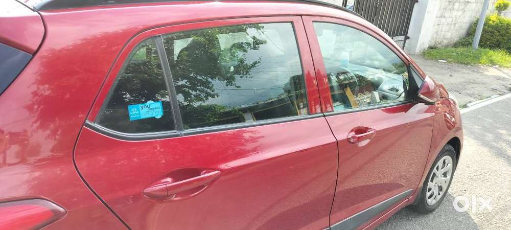 Hyundai Grand I10 2018 Petrol 27407 Km Driven